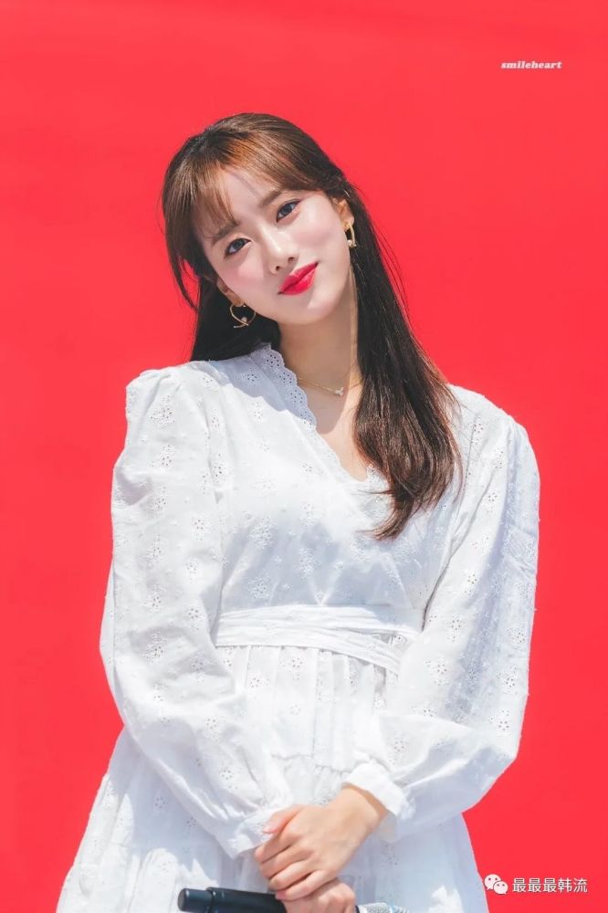 april队内孤立前成员李玹珠的争议发酵后,这两天,成