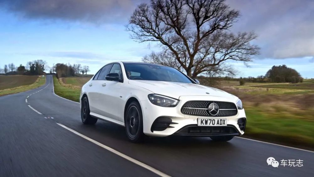 2021款改款奔驰e300e插电混动:用完电后显得动力不足_腾讯新闻