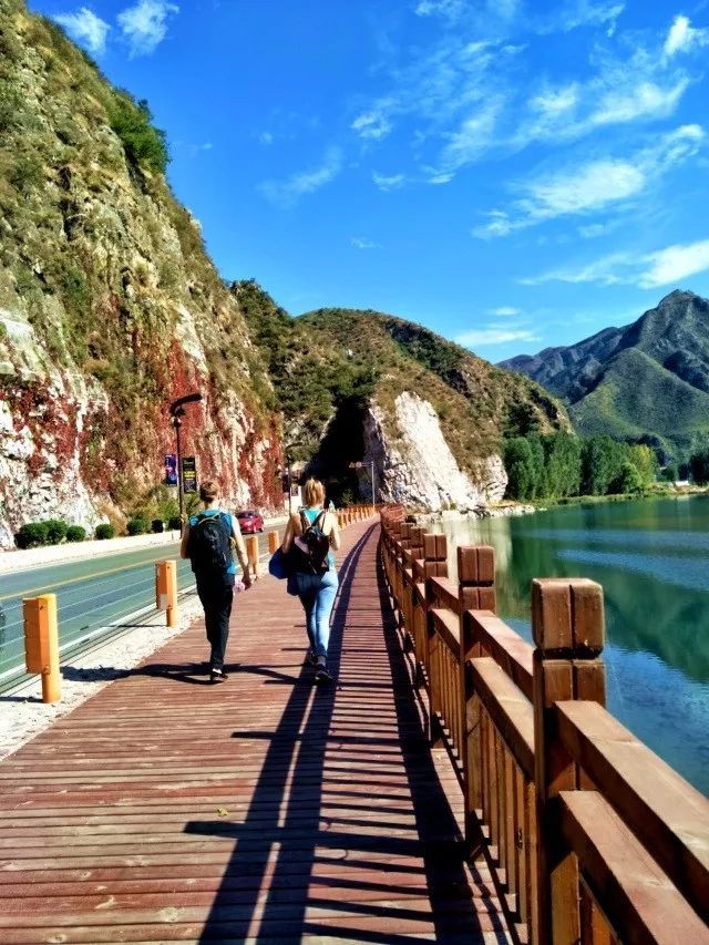 保定野三坡为她免门票,迎接"三八妇女节"