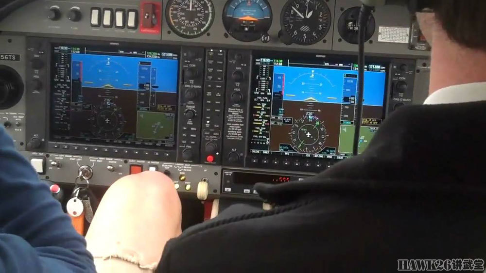 叙利亚空军基地卫星照片曝光神秘飞机俄罗斯联邦安全局阴影显现