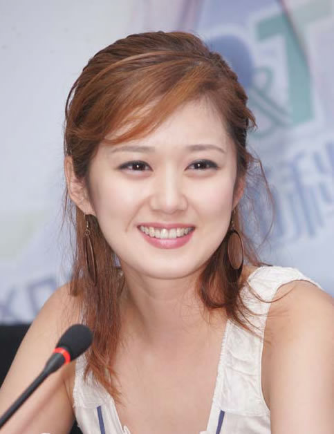 韩国演员张娜拉就曾经在节目中说过这样一句话,一石激起千层浪:"中国