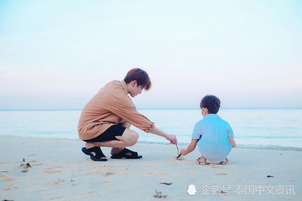 拨开云雾见天日!泰国男星mike与前任调解3次后成为孩子合法父亲