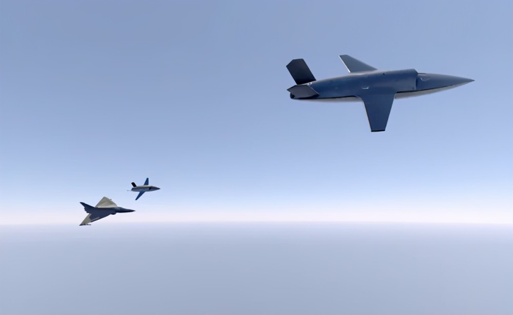 印度发明空间折叠技术了一吨多的忠诚僚机双发设计还有侧弹舱