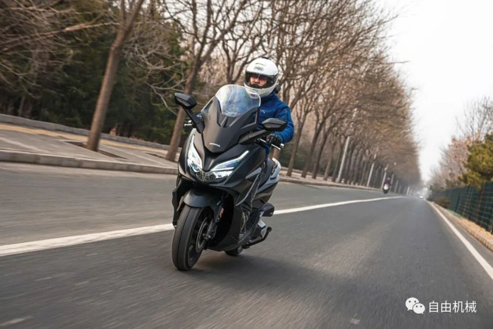 如何被推向神坛试驾本田nss350丨把玩