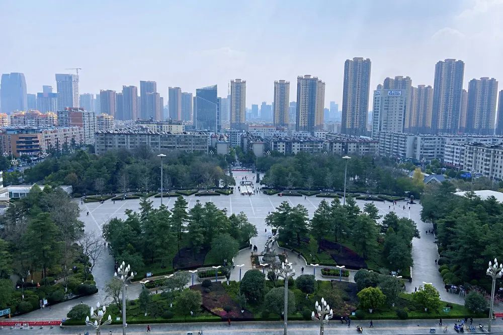 学党史见行动西山区四共工作法解决广场舞噪音扰民难题