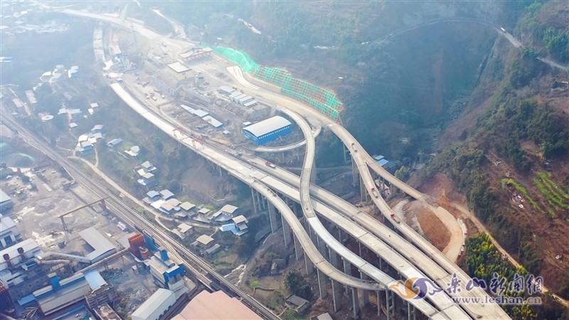 好消息!峨汉高速公路峨眉至峨边段力争6月底通车
