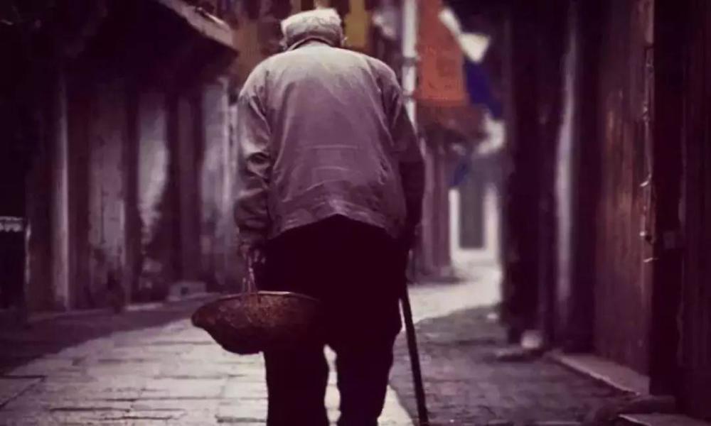 为什么看到父亲的背影我终于开口叫了一声爸爸