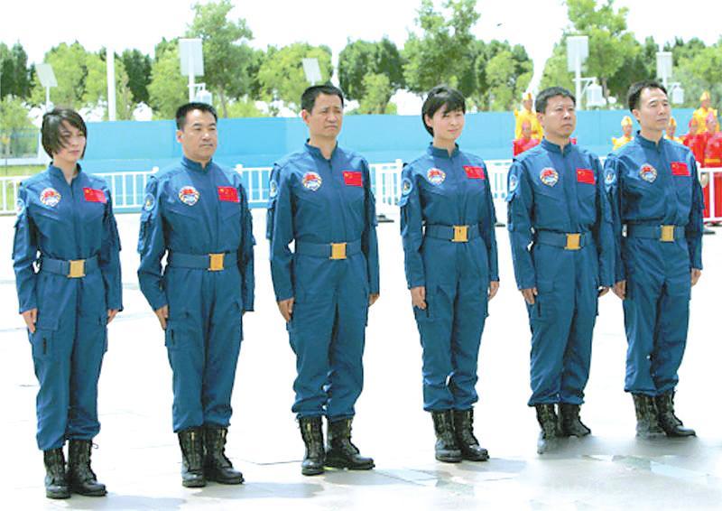 杨利伟|杨利伟称新空间站搭建将仍由“老航天员”完成，新航天员负责运营