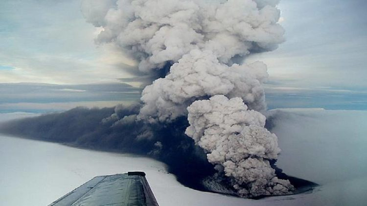 冰岛_社会|冰岛一周地震17000次，随时可能再震，传说中的震动模式？