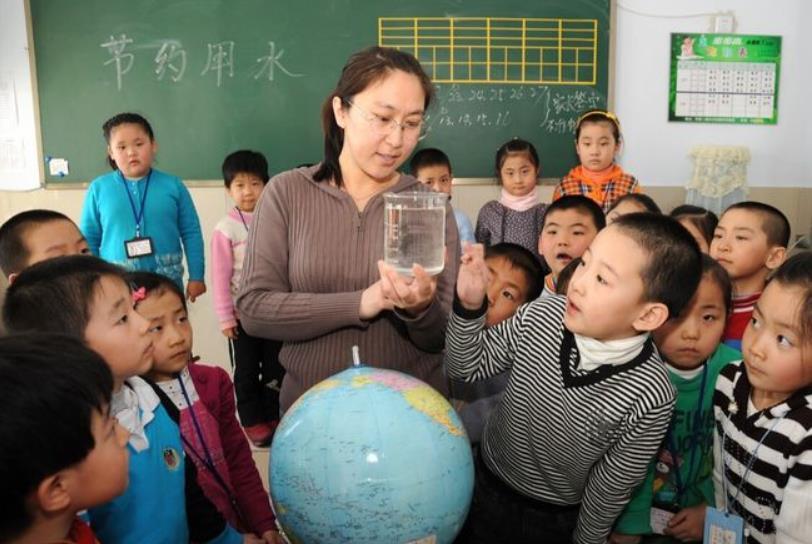 人人16岁上大学 专家建议将中小学12年缩至10年 你认可吗 腾讯新闻