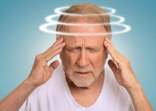 脑梗|脑梗来临并非静悄悄，提醒：上半身出现四个异常，最好检查下血管