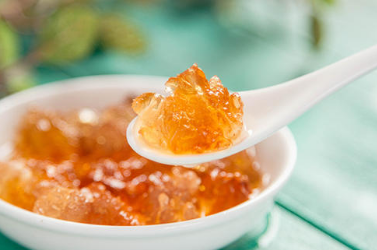 桃胶|小仙女们：“养颜圣品”真能让人变美美哒？