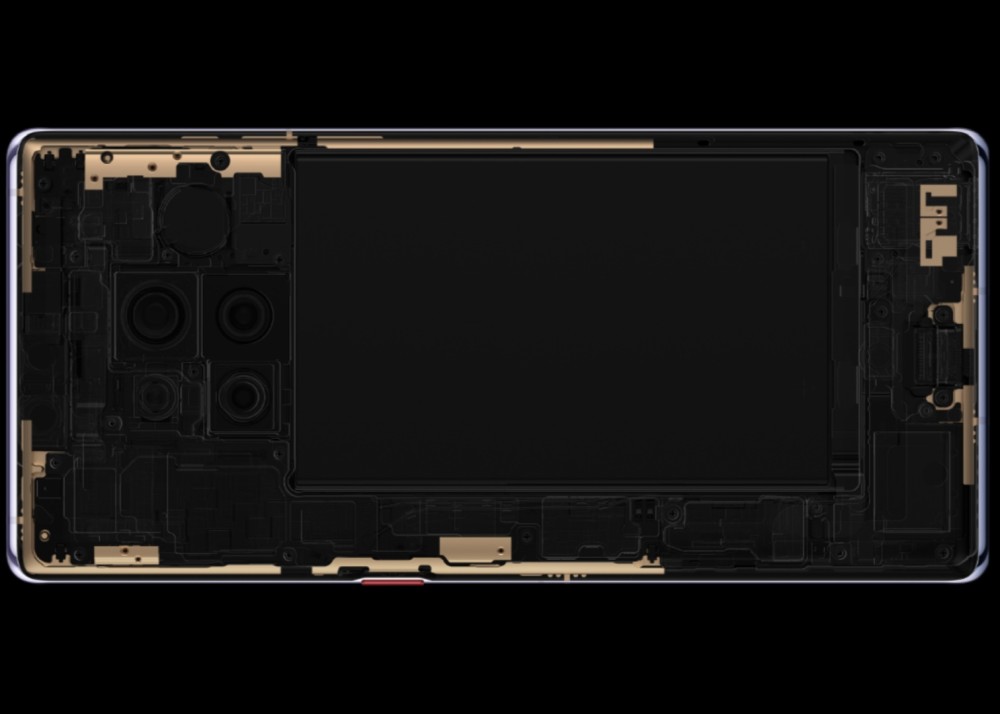 顺便说一下,30epro上的21根天线没有阉割.在无线连接上mate40胜.