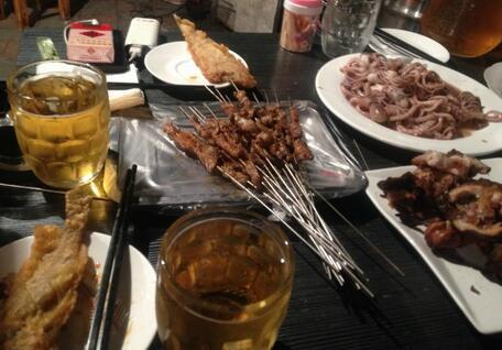 哈佛大学|适量喝酒有益无害？哈佛大学的研究：并不鼓励所有人都这么做