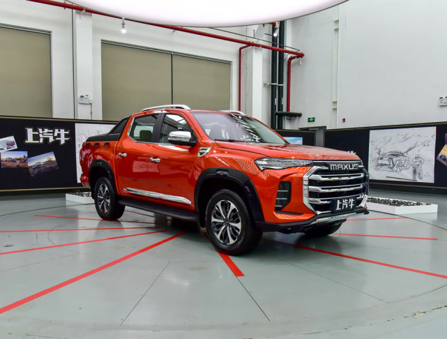 上汽牛大皮卡实车,外观很霸气内饰很豪华,搭载2.0t柴油动力