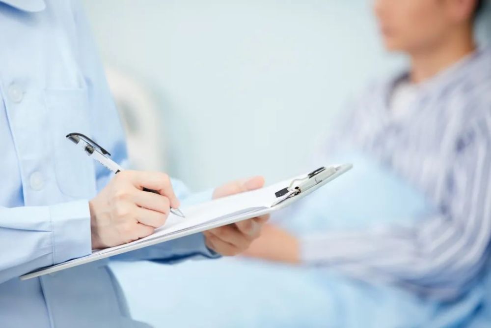 青光眼|河北一女子与家人吵架后紧急入院！医生：这种病致盲不可逆