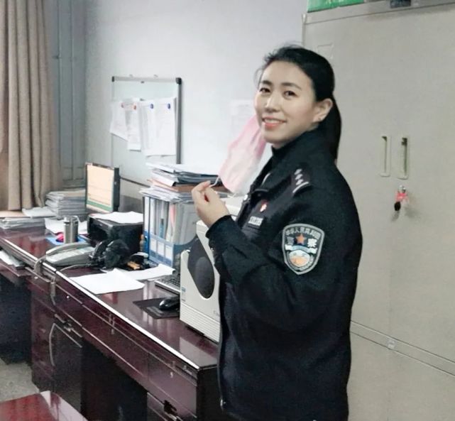 【一线传真】笑靥如花 不负芳华|速观!安阳女警们的甜美微笑(上)