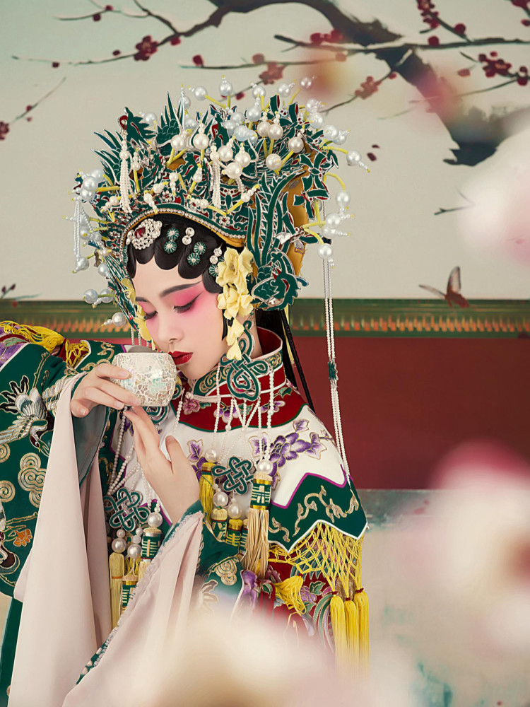 戏曲风##盘子美人计##贵妃醉酒##古风写真##古风##写真#以上图萍鞍