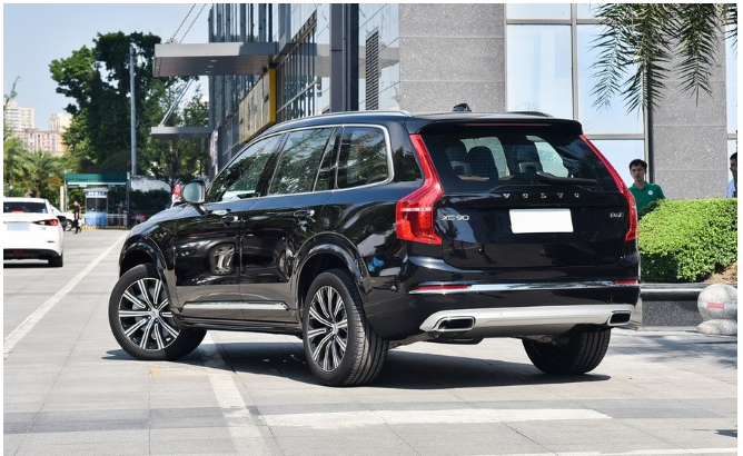 最惋惜的进口SUV，降价13万，爆300马力，月销量不过千图3