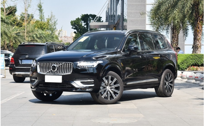 最惋惜的进口SUV，降价13万，爆300马力，月销量不过千图1