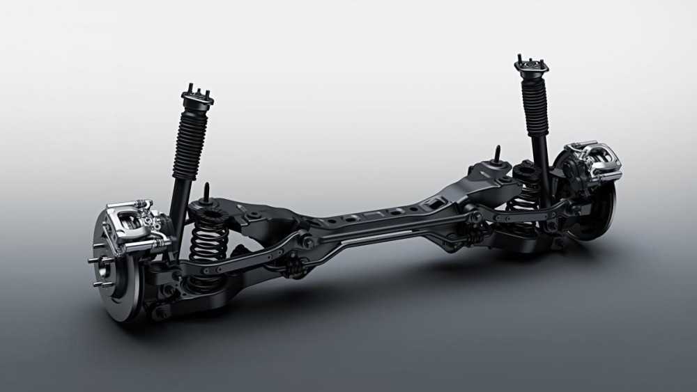 家用的不二选择长安欧尚x7轴距接近两米八10万即可落地自动挡