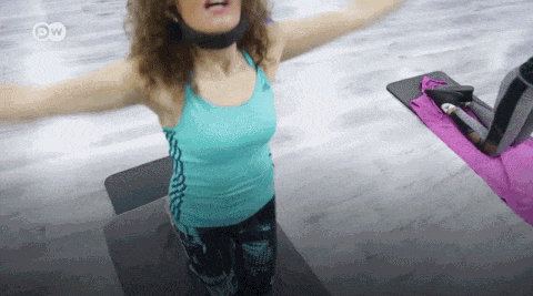 88岁健身女教练爆上热搜13亿网友在线嫉妒好身材我才是老年人吧