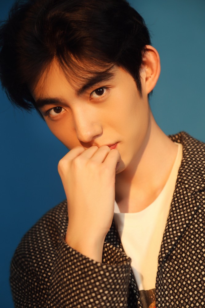 马浩东暗影写真意气风发肆意洒脱