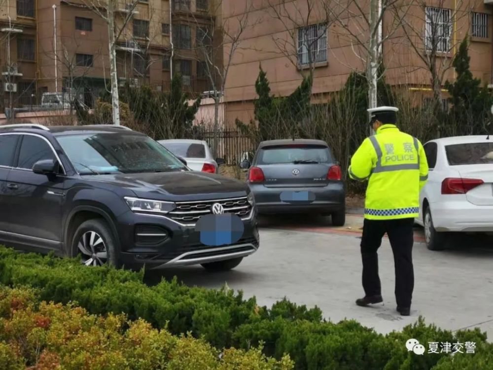 为确保辖区群众的出行安全,夏津公安局交警大队迅速启动恶劣天气应急