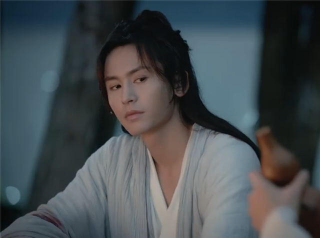 穆云歌始乱终弃,让莫燕婉含恨上吊而死.