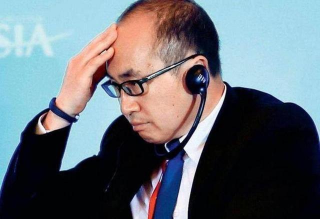 铁公鸡富豪潘石屹,只对美国大方狂捐6个亿,这不"报应"来了