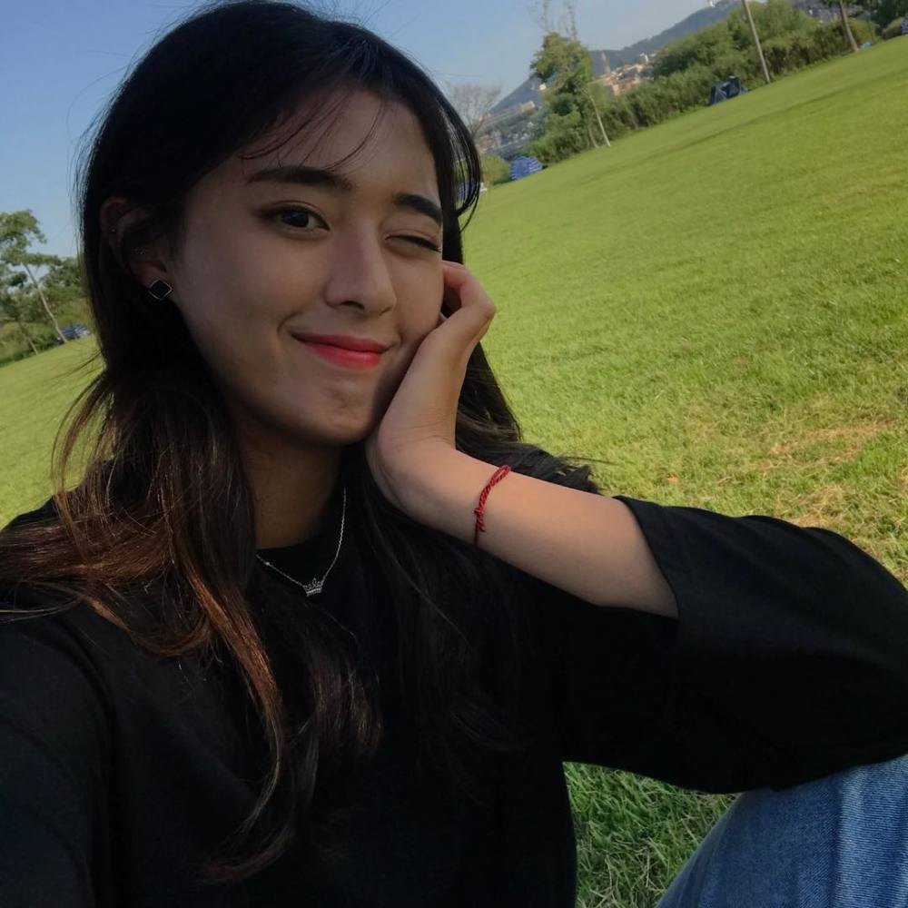 24岁韩国女足姜秀珍宣布退役曾因甜美俏皮形象走红收获大批粉丝