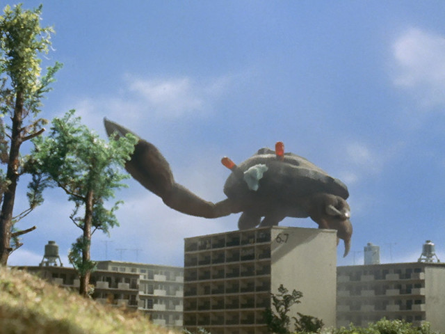 盘点雷欧奥特曼中登场的圆盘生物_腾讯新闻