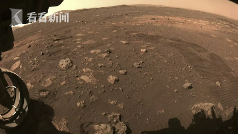火星|“毅力号”完成首次火星行驶 留下第一道车印