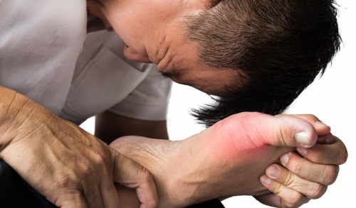 痛风|难道痛风不痛就可以不治了吗？为什么不做好尿酸的控制。