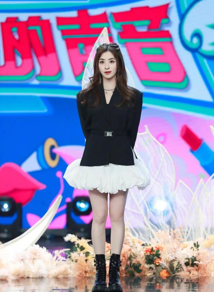 张含韵让快本观众回归从快乐女声出道16年后依然清秀可爱