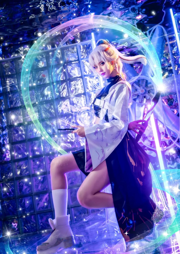 cos特效拉满的上官婉儿