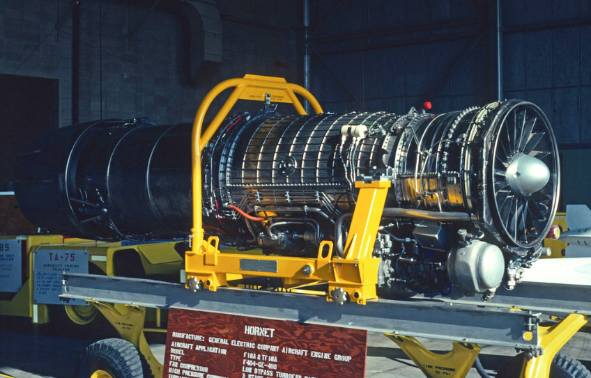 印媒吹嘘中国这点永远比不上印度歼20饱受发动机困扰光辉却有美国帮助