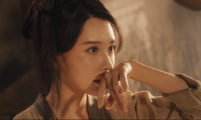 在这部《武松血战狮子楼》中,饰演潘金莲一角的是女星张熙媛,张熙媛在