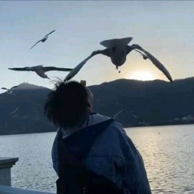 ins港风复古男生头像