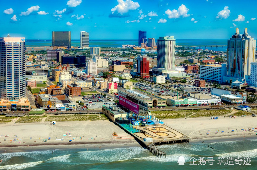 决定在此地开办赌场,同年,美国第一个合法赌场在大西洋城对公众开放