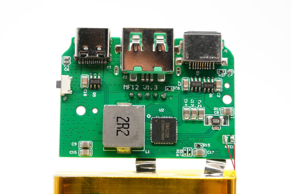 魔狐225w快充移动电源拆解内置智融sw6208主控芯片