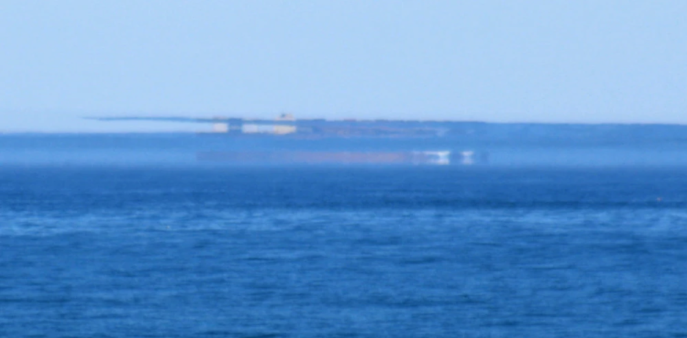 英国|英国轮船漂浮在空中？美国飞机在高空静止不动？专家解释其中缘由