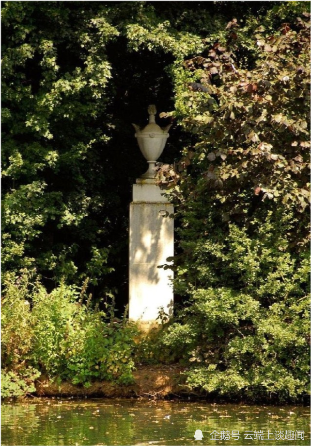 戴安娜已离世多年仍有人试图闯入墓地,她的安息之所还有这层含义