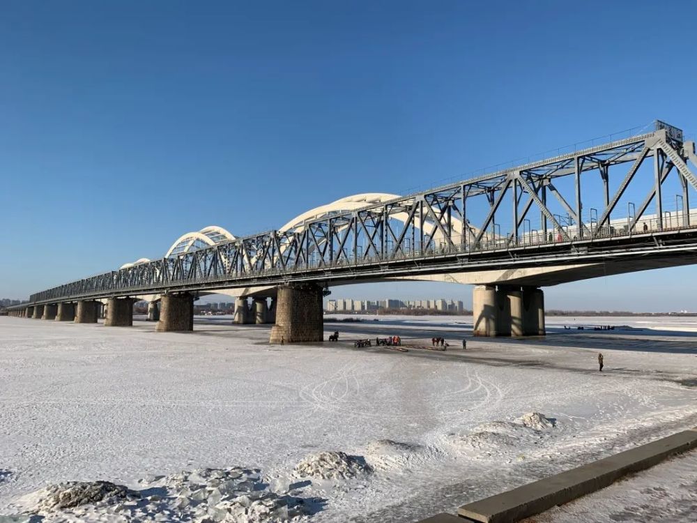 哈尔滨网红江桥恋爱打卡地,你去过吗?_腾讯新闻