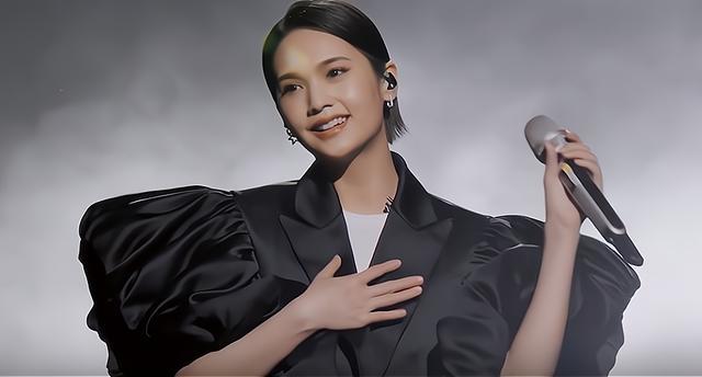 她们都是乘风破浪的姐姐.感
