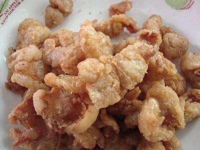 猪油渣|猪油渣很常见，到底能不能吃，吃了有什么好处或坏处？你清楚吗？