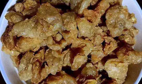 猪油渣|猪油渣很常见，到底能不能吃，吃了有什么好处或坏处？你清楚吗？