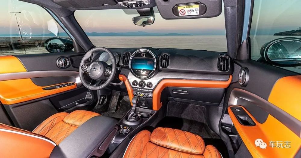 全新宝马mini countryman:220匹马力混动小车