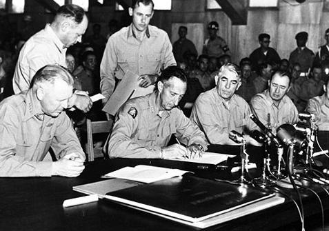 二战停战协议图片