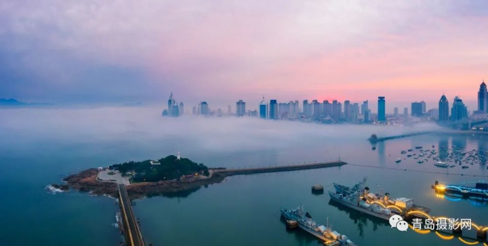 《青岛湾平流雾晚霞《青岛胶东机场全景图《大棱镜泉《空中赏樱